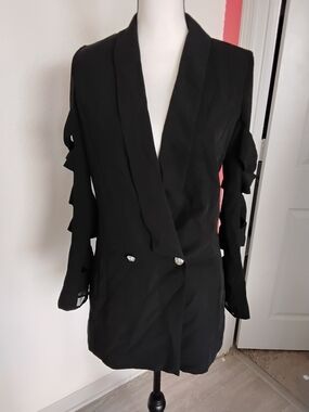 NWOT Supertrash Black Open-Sleeve Blazer with Decorative Buttons